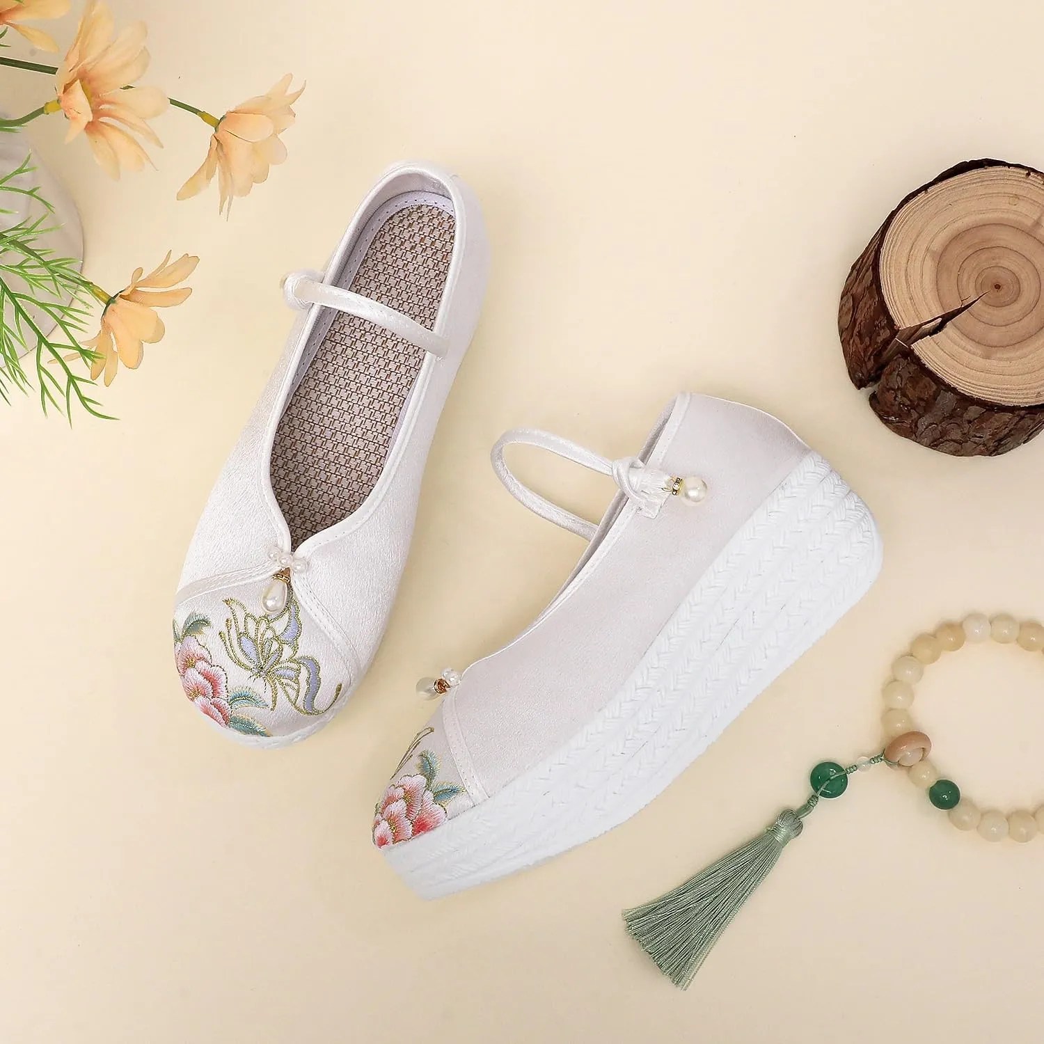 2025 Chinese Style Floral Embroidery Flatform Wedge Shoes For Women Lightweight Comfort Casual Ankle Strap Shoes Elegant Satin Cheongsam Hanfu Shoes
