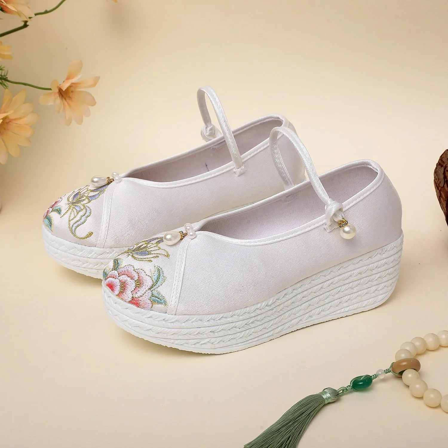 2025 Chinese Style Floral Embroidery Flatform Wedge Shoes For Women Lightweight Comfort Casual Ankle Strap Shoes Elegant Satin Cheongsam Hanfu Shoes