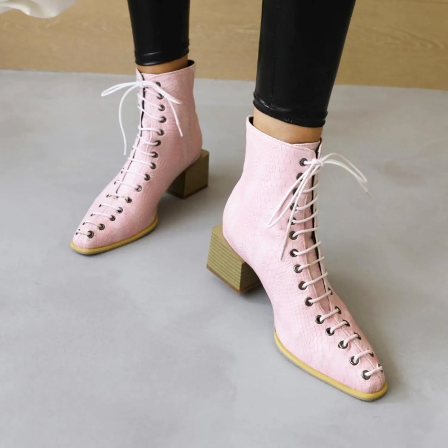 Aflngle Women's Fashion Ankle Boots Square Closed Toe Snakeskin Print Front Lace Up Low Chunky Heel Block Combat Booties