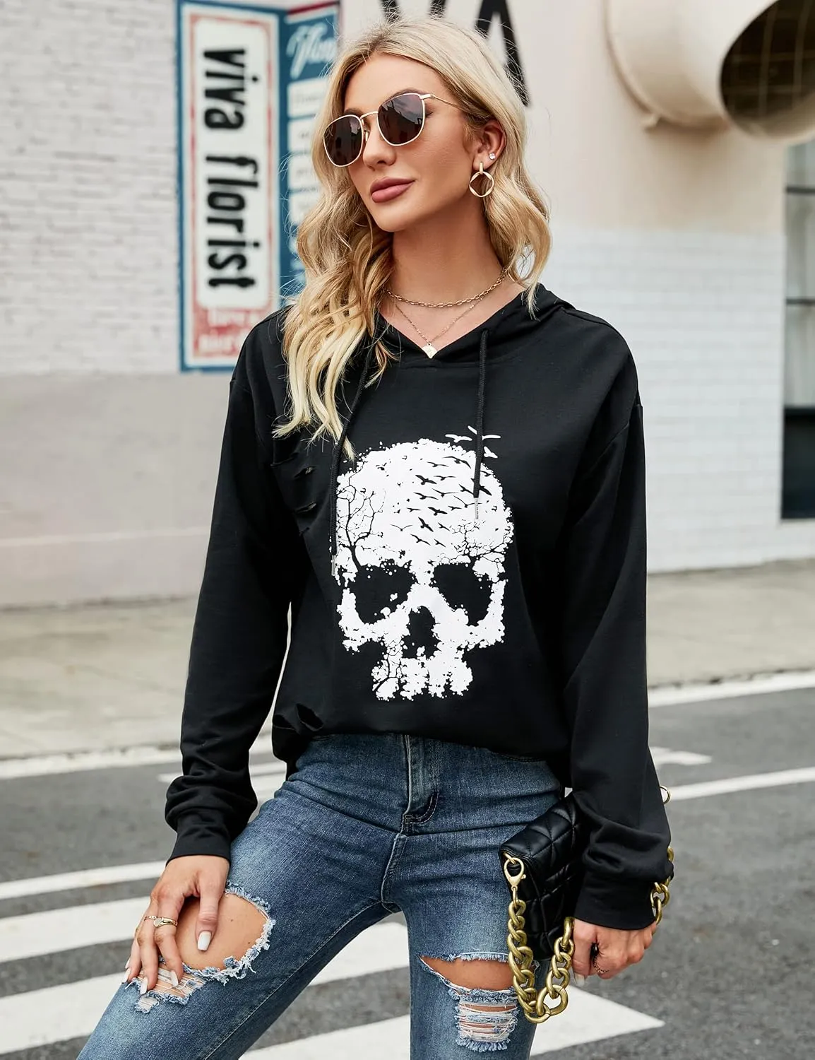 Blooming Jelly Women's Halloween Sweatshirts Skull Graphic T Shirts Long Sleeve Pullover Tops Gothic Fall Clothes 2024