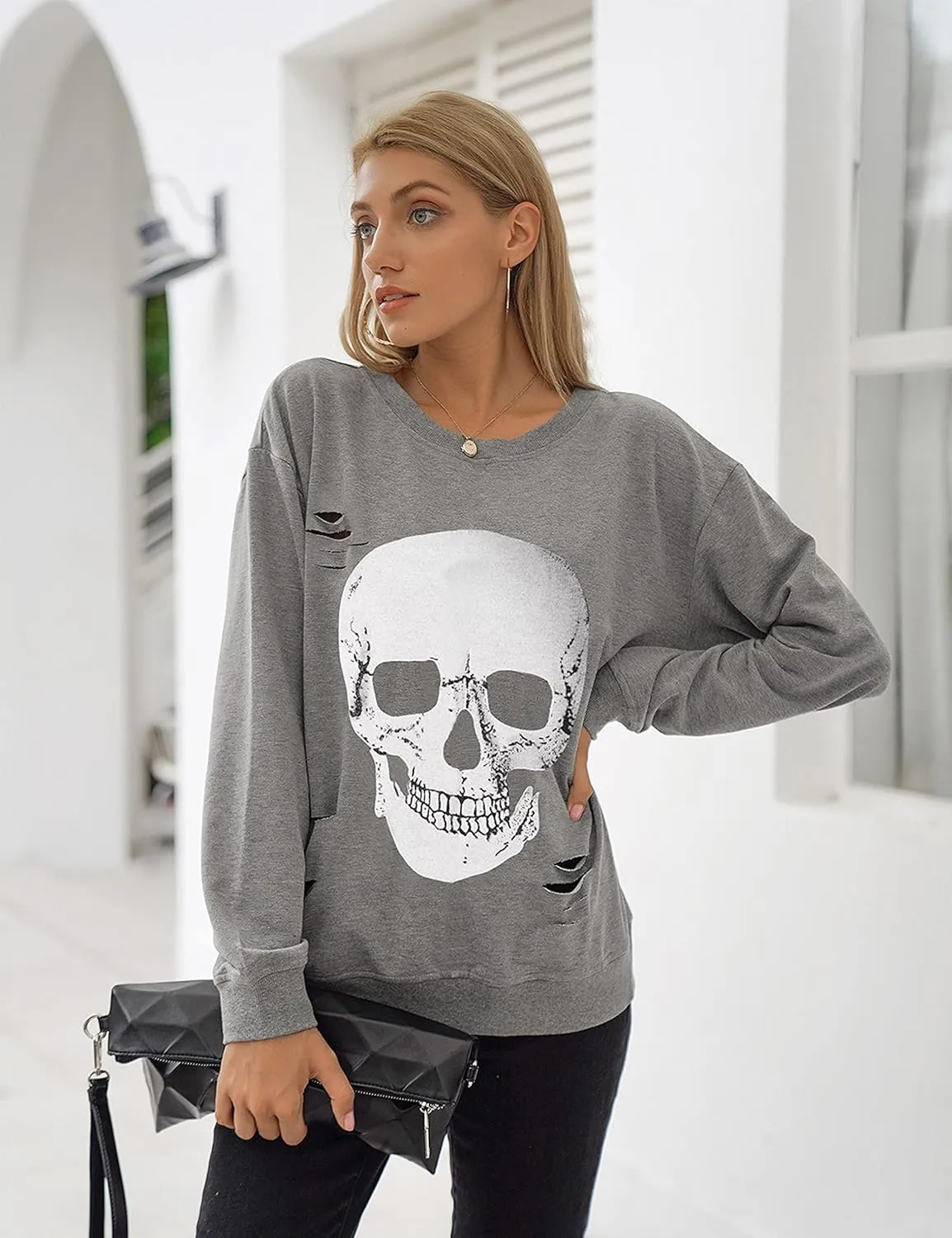 Blooming Jelly Women's Halloween Sweatshirts Skull Graphic T Shirts Long Sleeve Pullover Tops Gothic Fall Clothes 2024