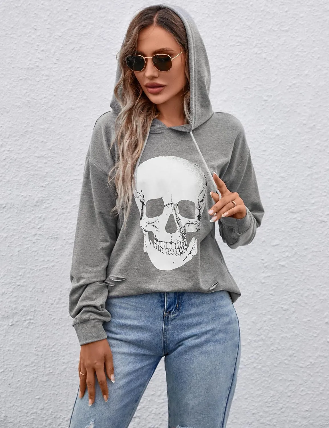 Blooming Jelly Women's Halloween Sweatshirts Skull Graphic T Shirts Long Sleeve Pullover Tops Gothic Fall Clothes 2024