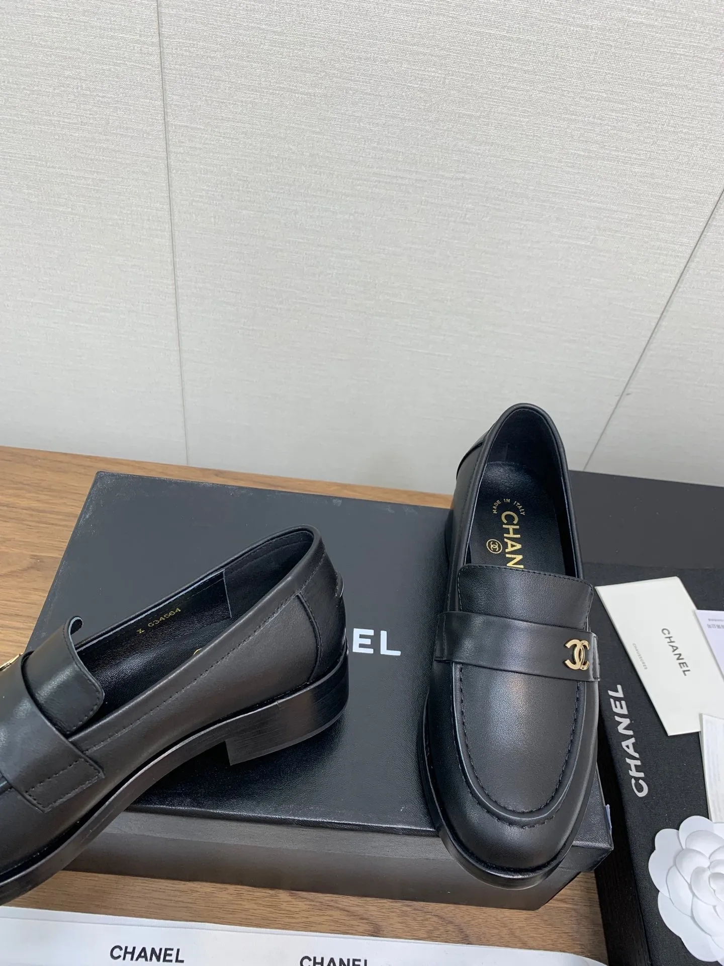 CC Moccasins 25mm Black Plain Lambskin