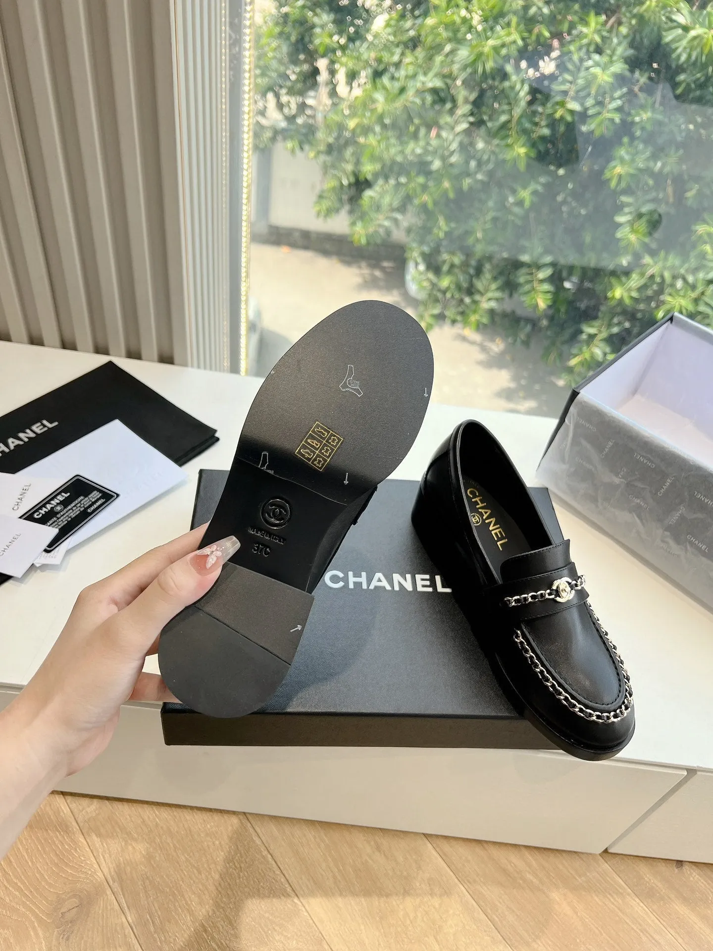CC Moccasins Plain Black Chain Lambskin