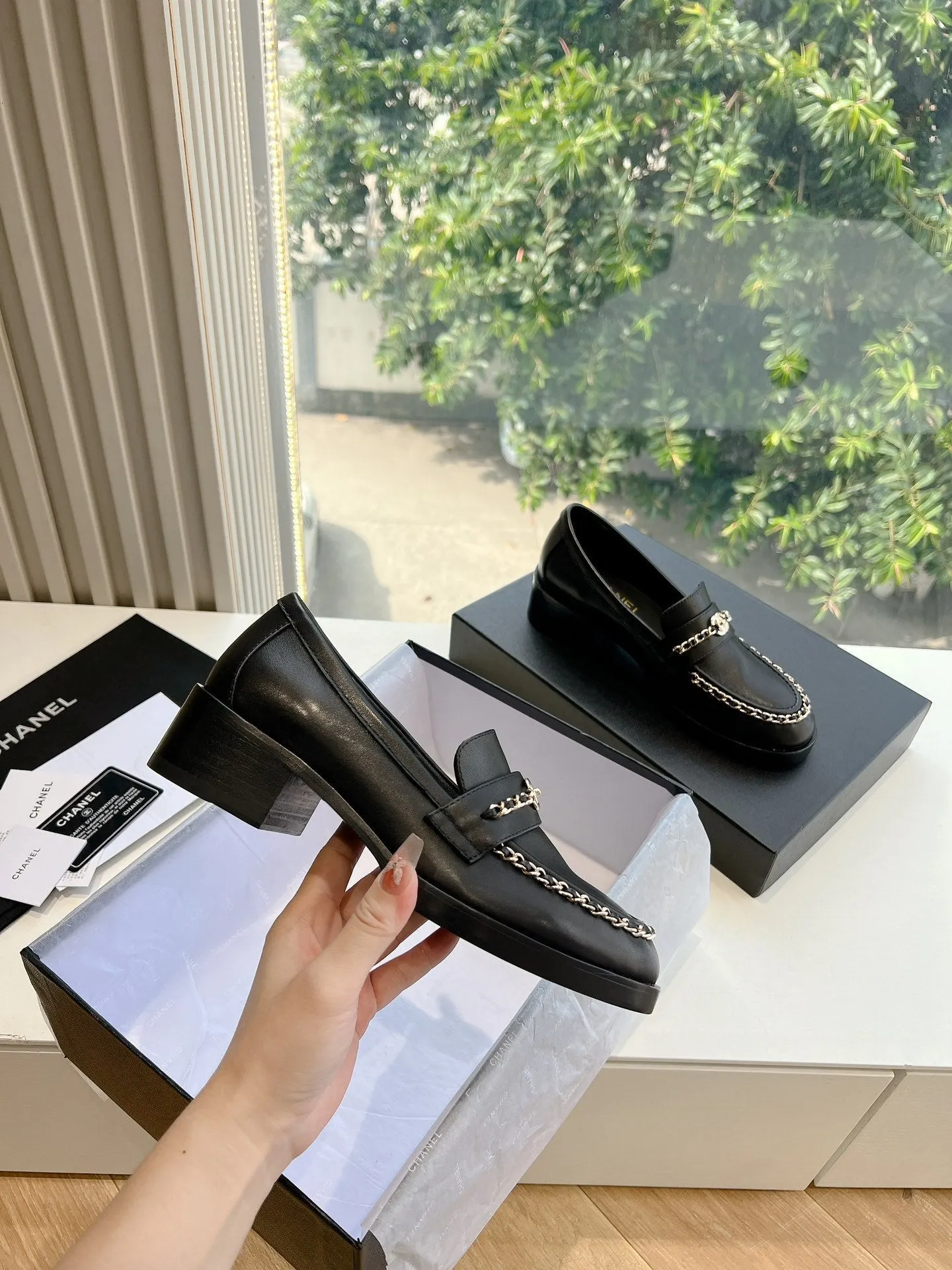 CC Moccasins Plain Black Chain Lambskin