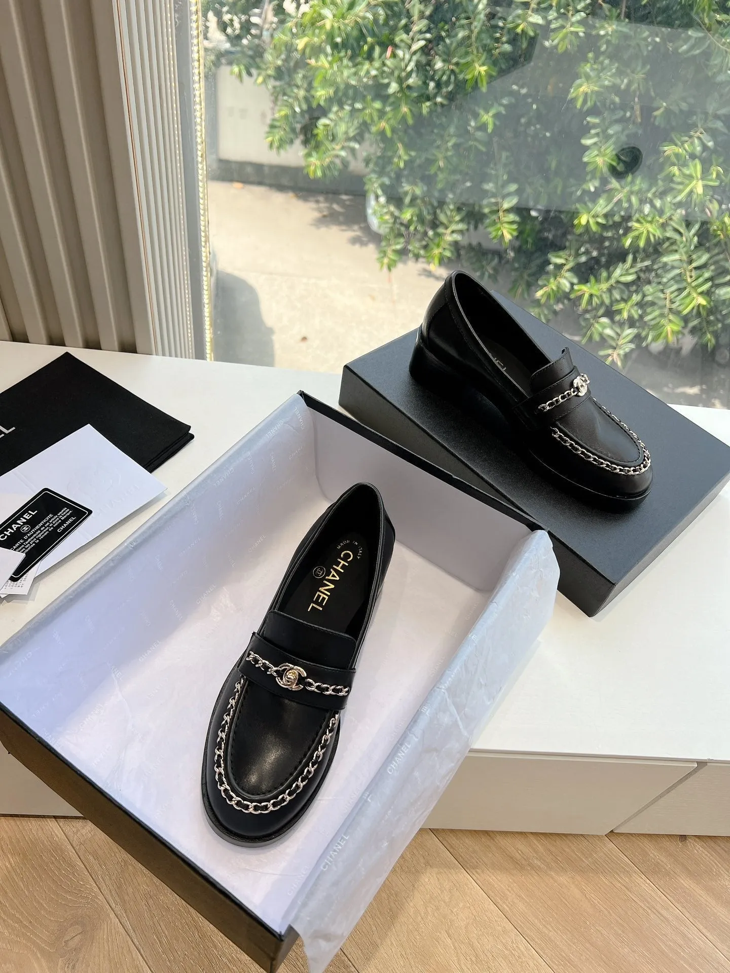 CC Moccasins Plain Black Chain Lambskin