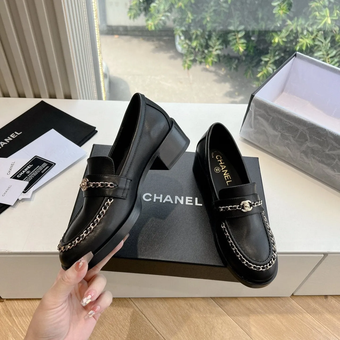 CC Moccasins Plain Black Chain Lambskin