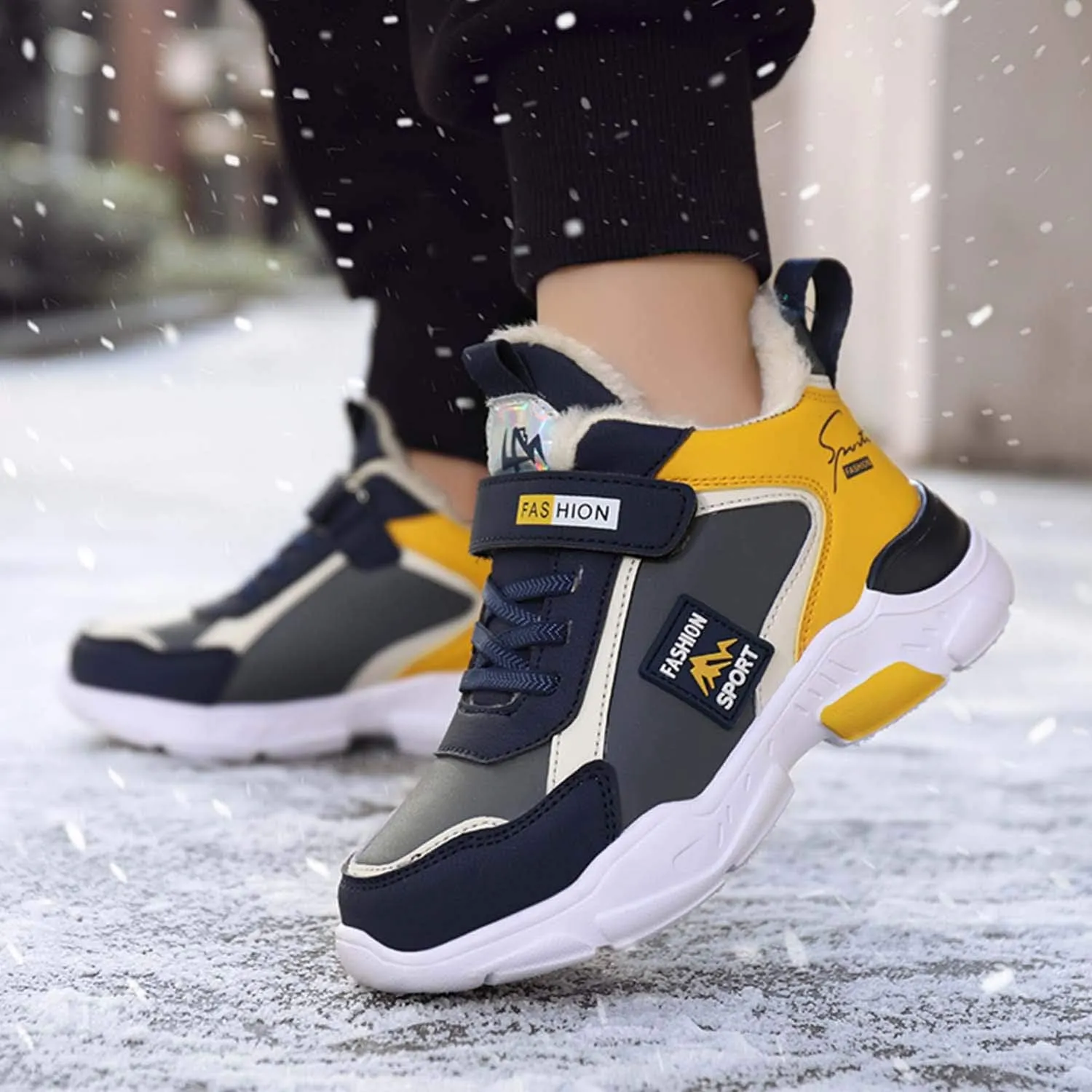 CERYTHRINA Boys Waterproof Ankle Boots Warm Faux Fur Fashion Sneakers Traines High Top Booties Walking Shoes