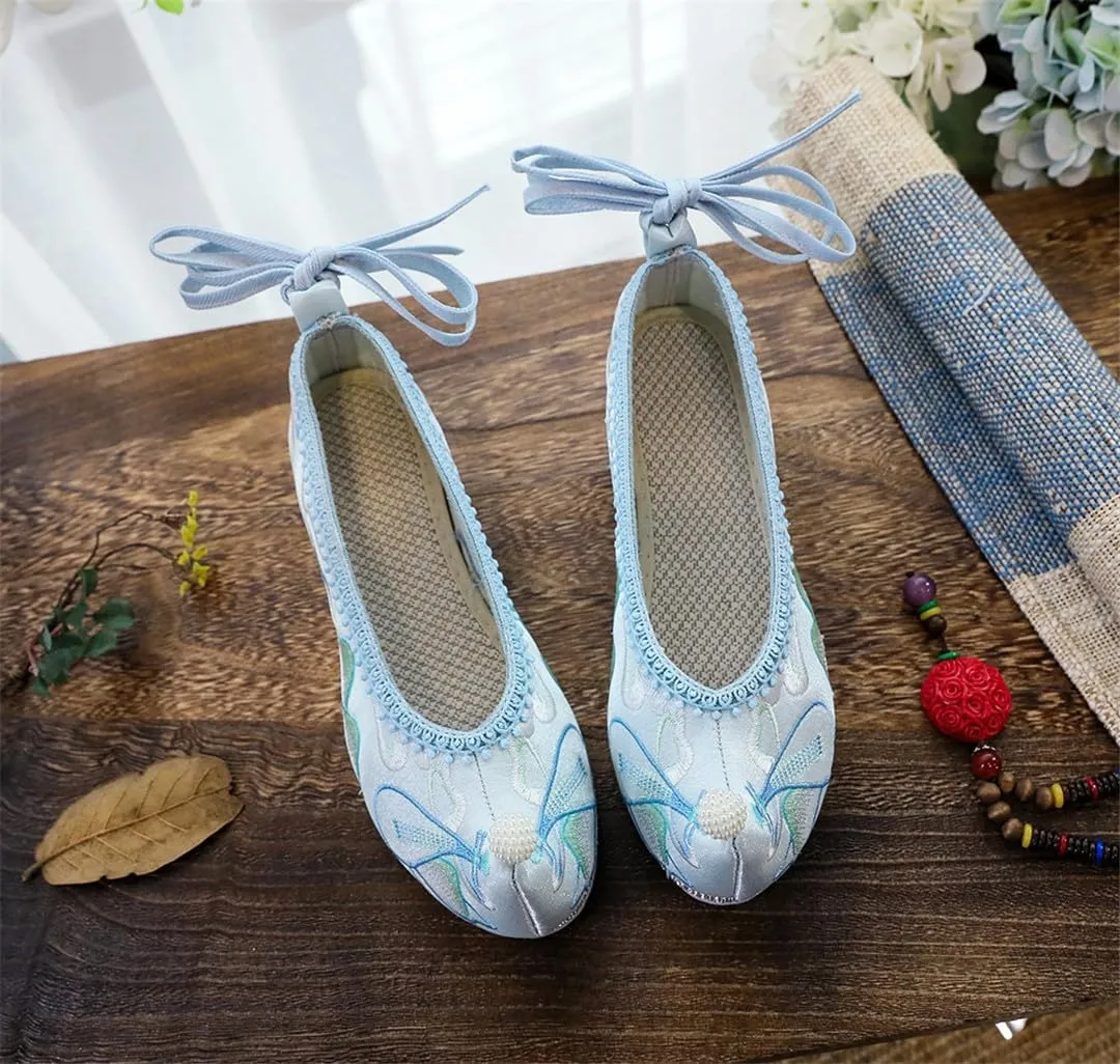 Chinese Lute Embroidered Women Vintage Cotton Fabric Hanfu Platform Shoes Elegant Ladies Casual Sneakers