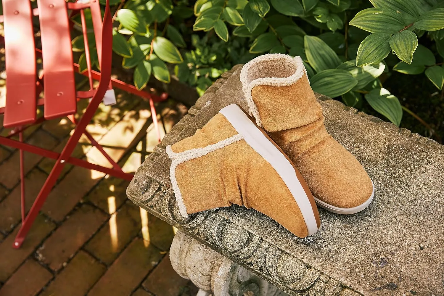 Dearfoams Women's Pine All Day Comfort and Water Resistant Ankle Boot
