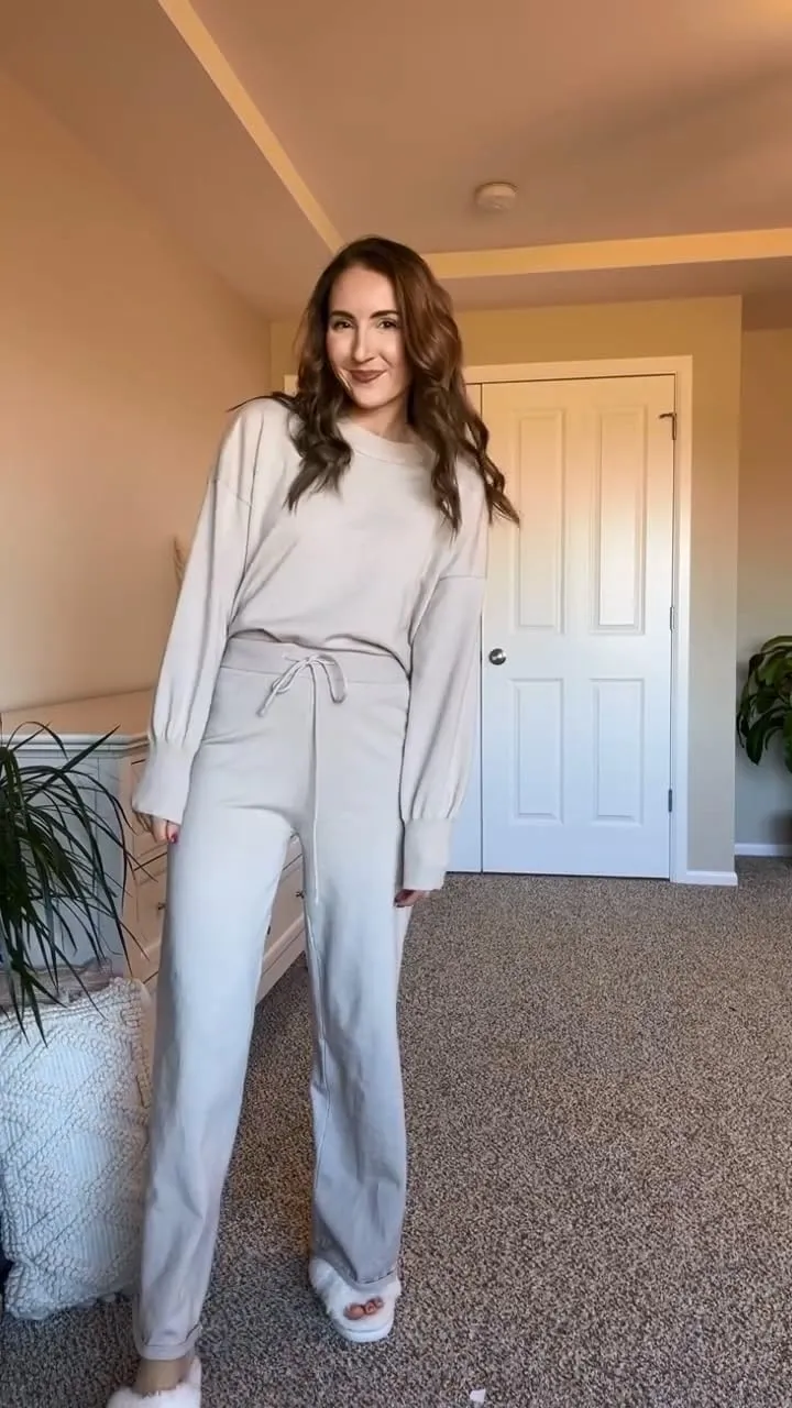 ETCYY NEW Womens Elegant Lounge Sets Knitted Sweatsuit Sets 2 Piece Outfits with Sweater Tops and Wide Leg Sweatpants
