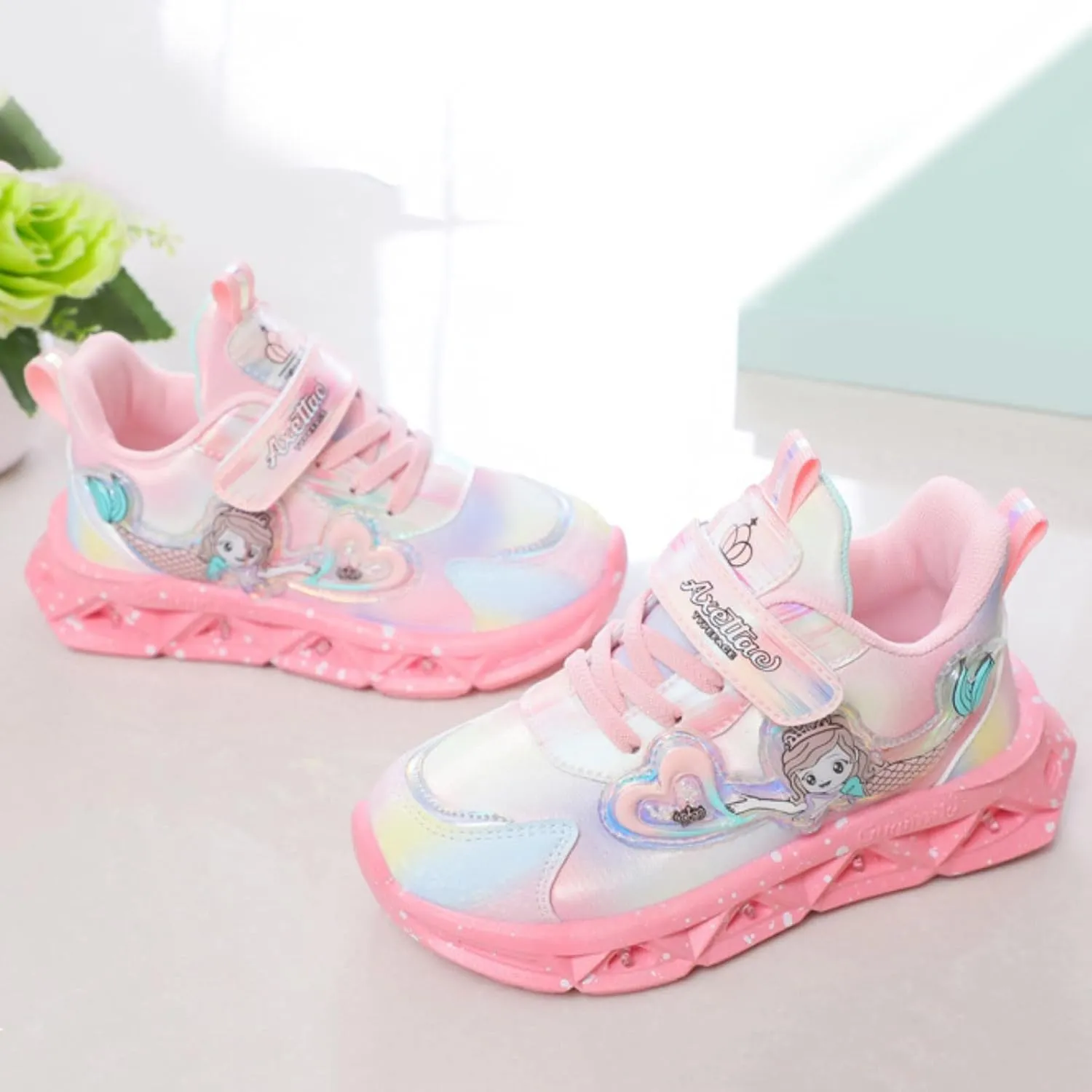 Kids Light Up Flash Light Sneakers Newborn Infant Girls Baby Outdoor Platform Chunky Heel Breathable Mesh Shoes