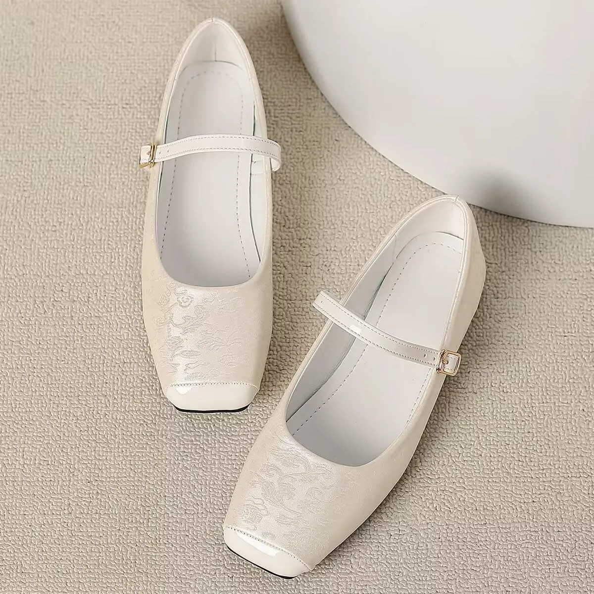 LUXINYU Mary Jane Shoes for Women Square Toe Ankle Straps Ballet Flat Shoes Floral Embroidered Chinese Shoes