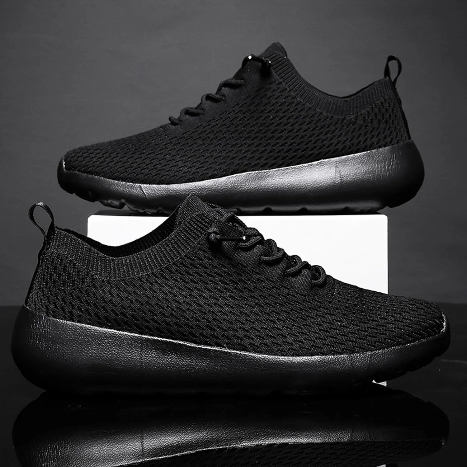 Men Sports Shoes Fashion New Pattern Simple Solid Color Couple Comfortable Soft Sole Mesh No Show Sneaker Socks Men