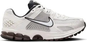 Nike Zoom Vomero 5 Women's Shoes (FJ2028-001, Phantom/Light Iron Ore/Baroque Brown) Size 7