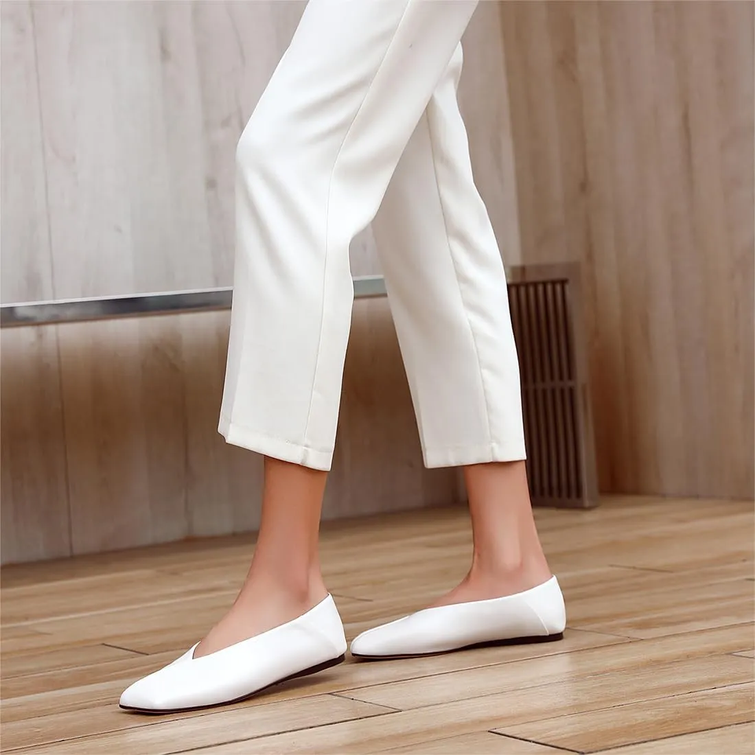 Patent Leather Ballet Flats for Women Fashionable Square Toe Ballet Flats Loafer Shoes for Women Nude Dress Shoes.