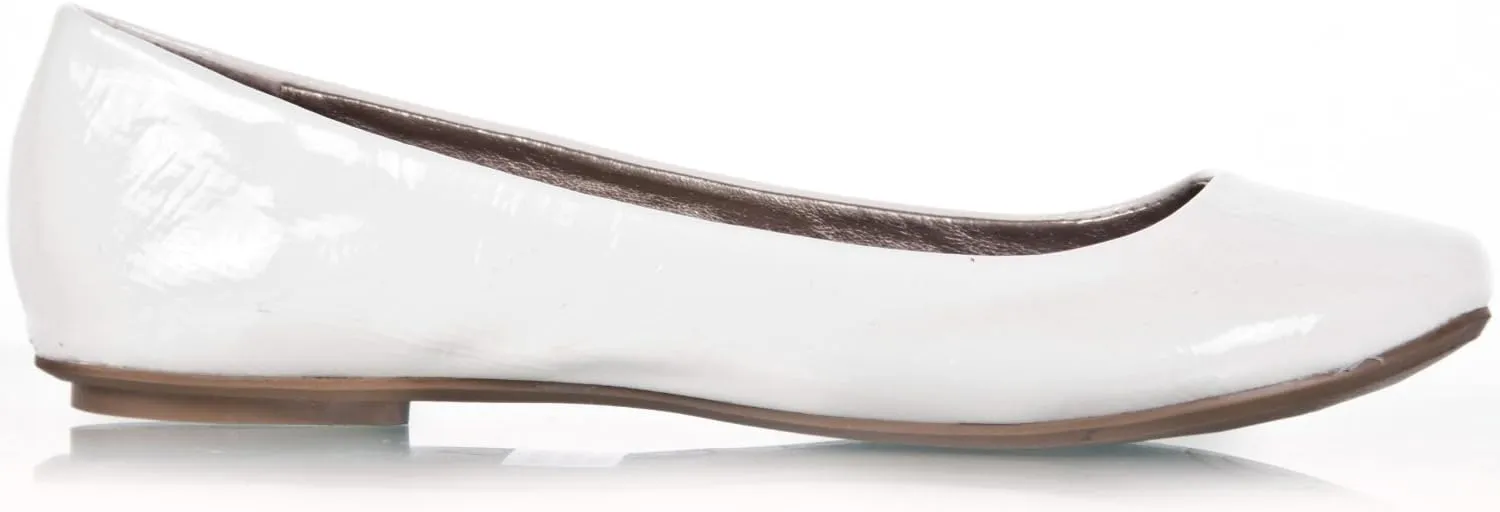 Qupid Women's THESIS92 Round Toe Classic Ballerina Ballet Flats Shoes, Ivory White Crinkle Patent Leather