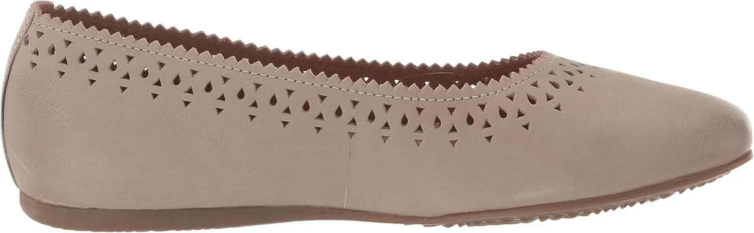 SoftWalk Women's Ballet Flat