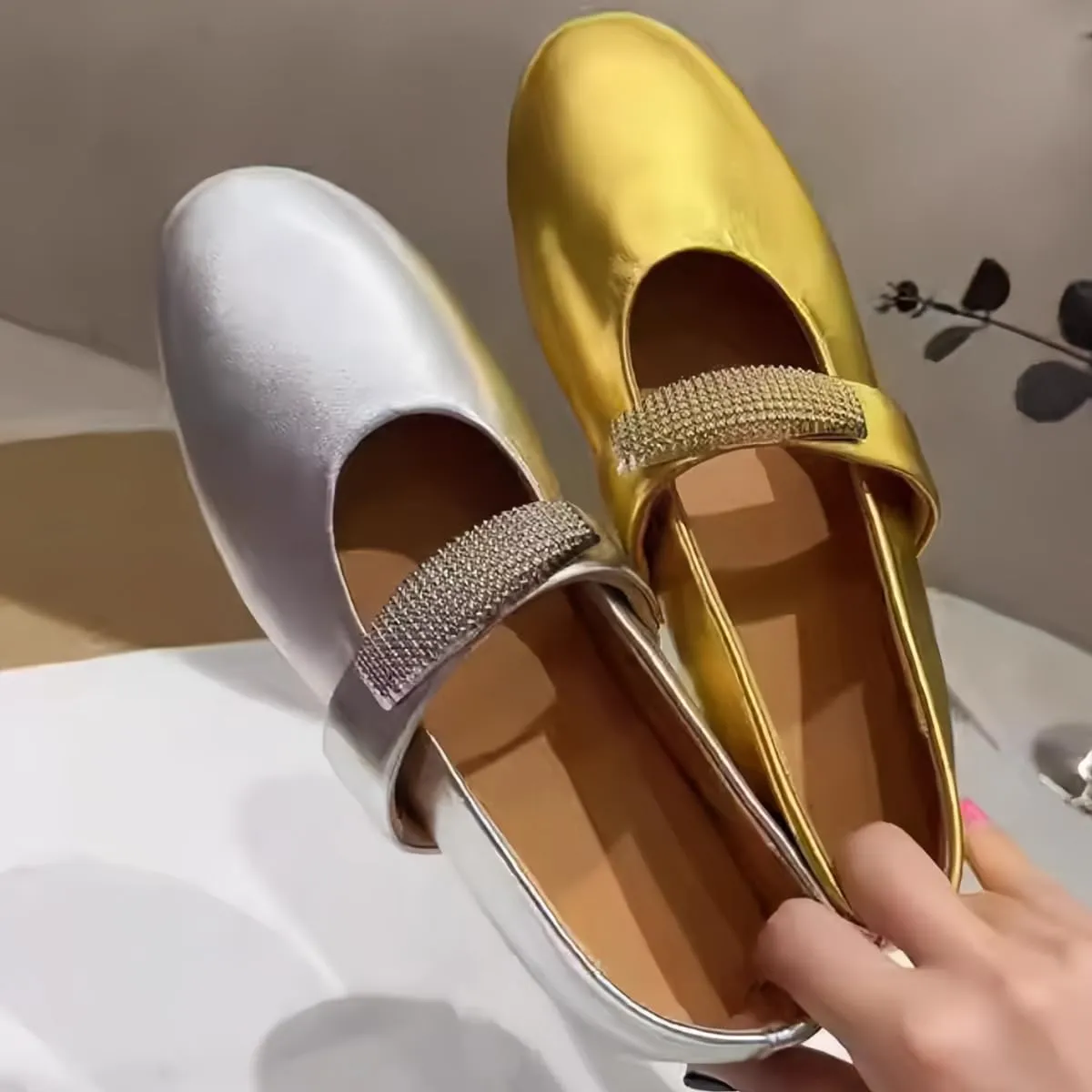 Sparkling Metallic Mary Jane Flats for Women with Elastic Single Strap Low Heels Closed-Toe Genuine Leather Shoes Comfortable & Stylish