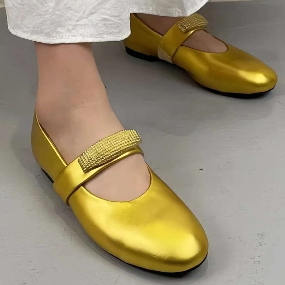 Sparkling Metallic Mary Jane Flats for Women with Elastic Single Strap Low Heels Closed-Toe Genuine Leather Shoes Comfortable & Stylish