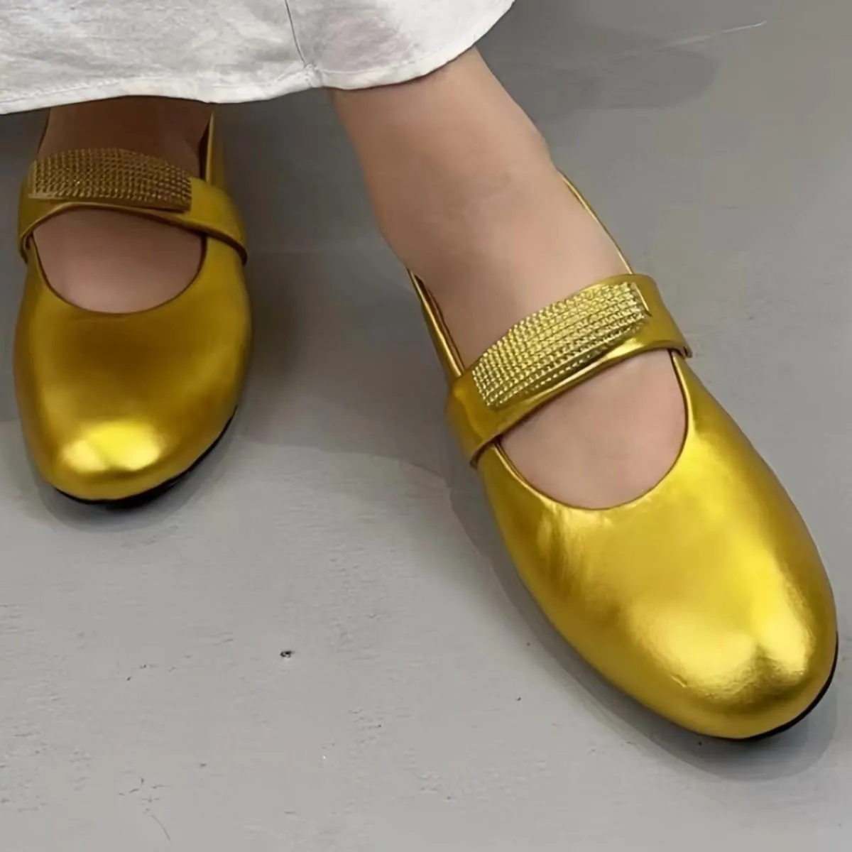 Sparkling Metallic Mary Jane Flats for Women with Elastic Single Strap Low Heels Closed-Toe Genuine Leather Shoes Comfortable & Stylish