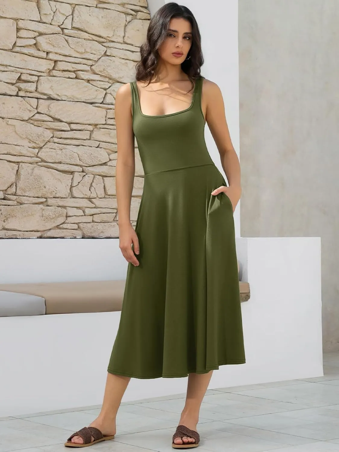 Women's Sleeveless Summer Dress Scoop Neck Casual Loose Flowy Midi Sundresses Tank Fit & Flare Beach Vacation Dress