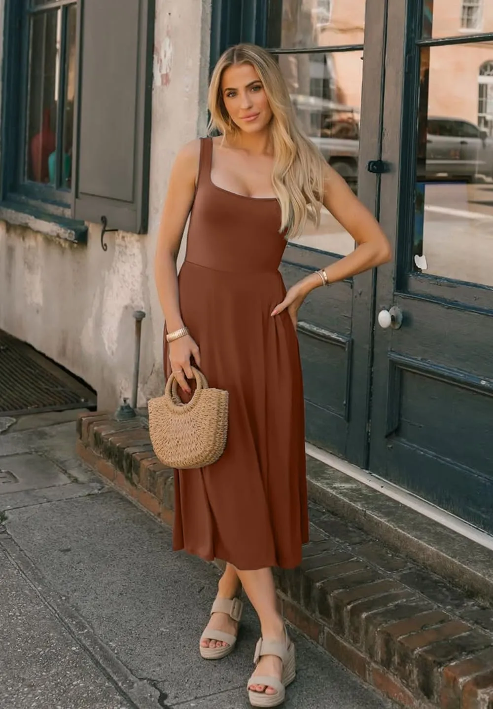 Women's Sleeveless Summer Dress Scoop Neck Casual Loose Flowy Midi Sundresses Tank Fit & Flare Beach Vacation Dress
