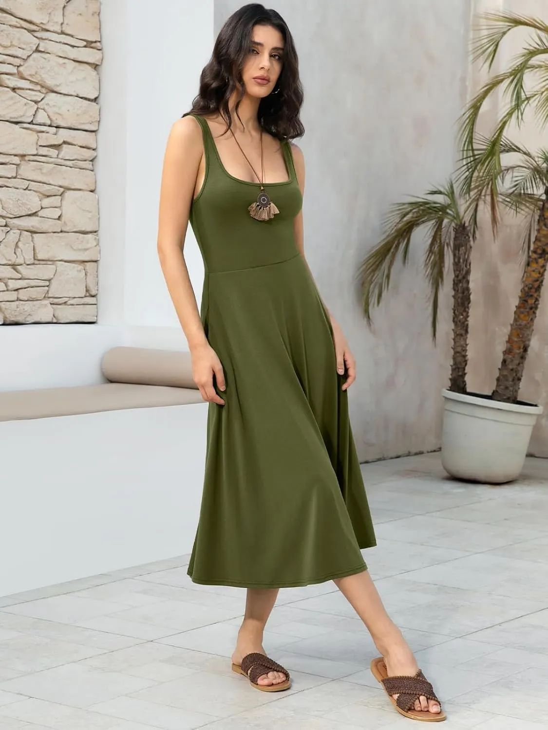 Women's Sleeveless Summer Dress Scoop Neck Casual Loose Flowy Midi Sundresses Tank Fit & Flare Beach Vacation Dress