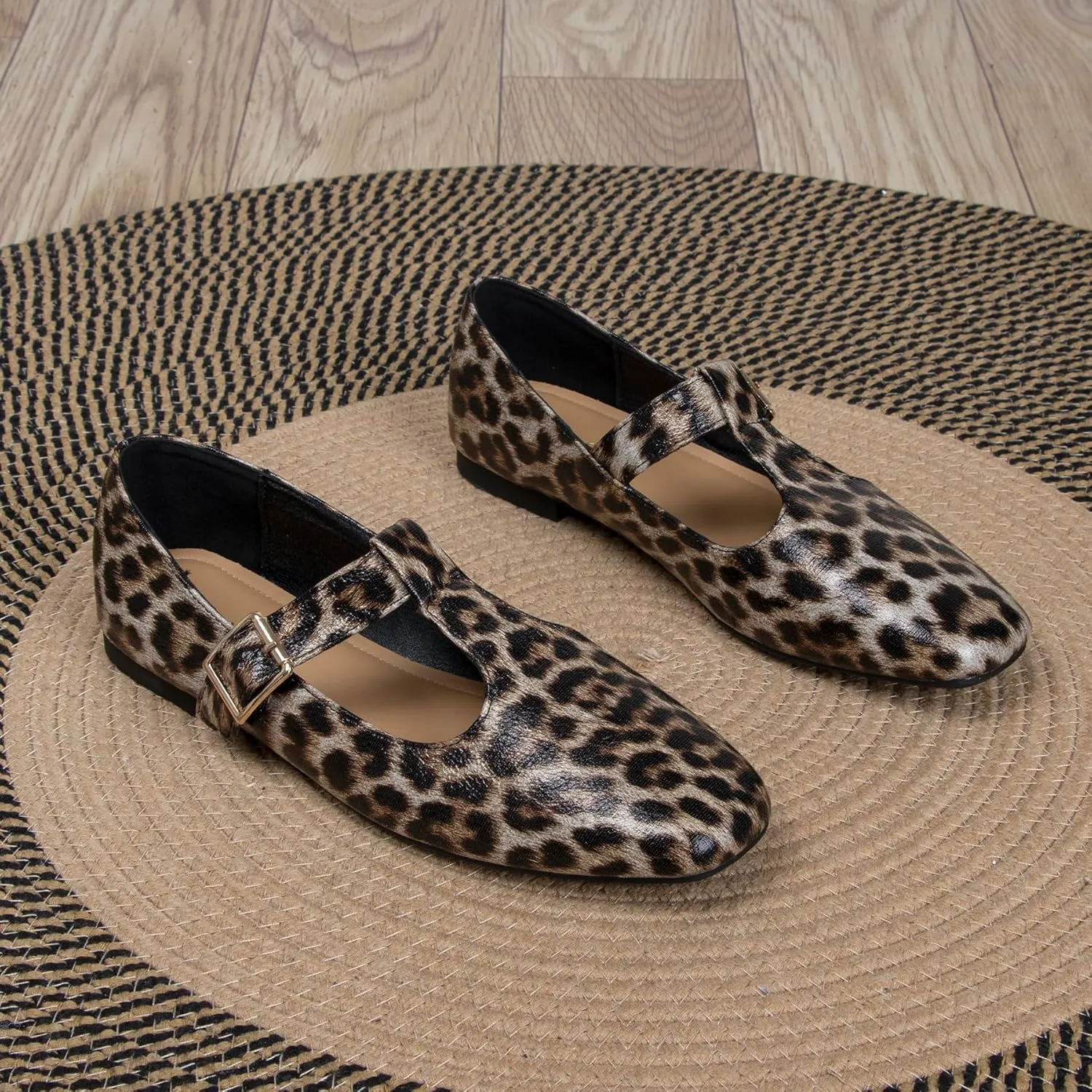 Women's Slip On T-Strap Mary Jane Flats Low Chunky Heel Comfy PU Round Toe Flat Shoes for Women Work Dressy Closed Toe Adjustable Strap Ballet Flats