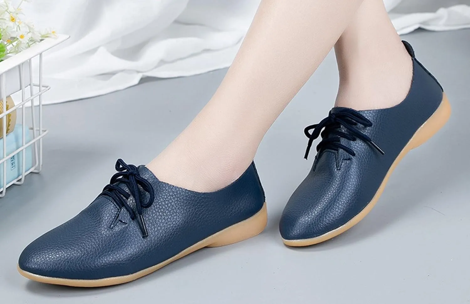 WUIWUIYU Womens Girls Lace Up Pointed Toe Oxfords Shoes Casual Dress Walking Driving Flats